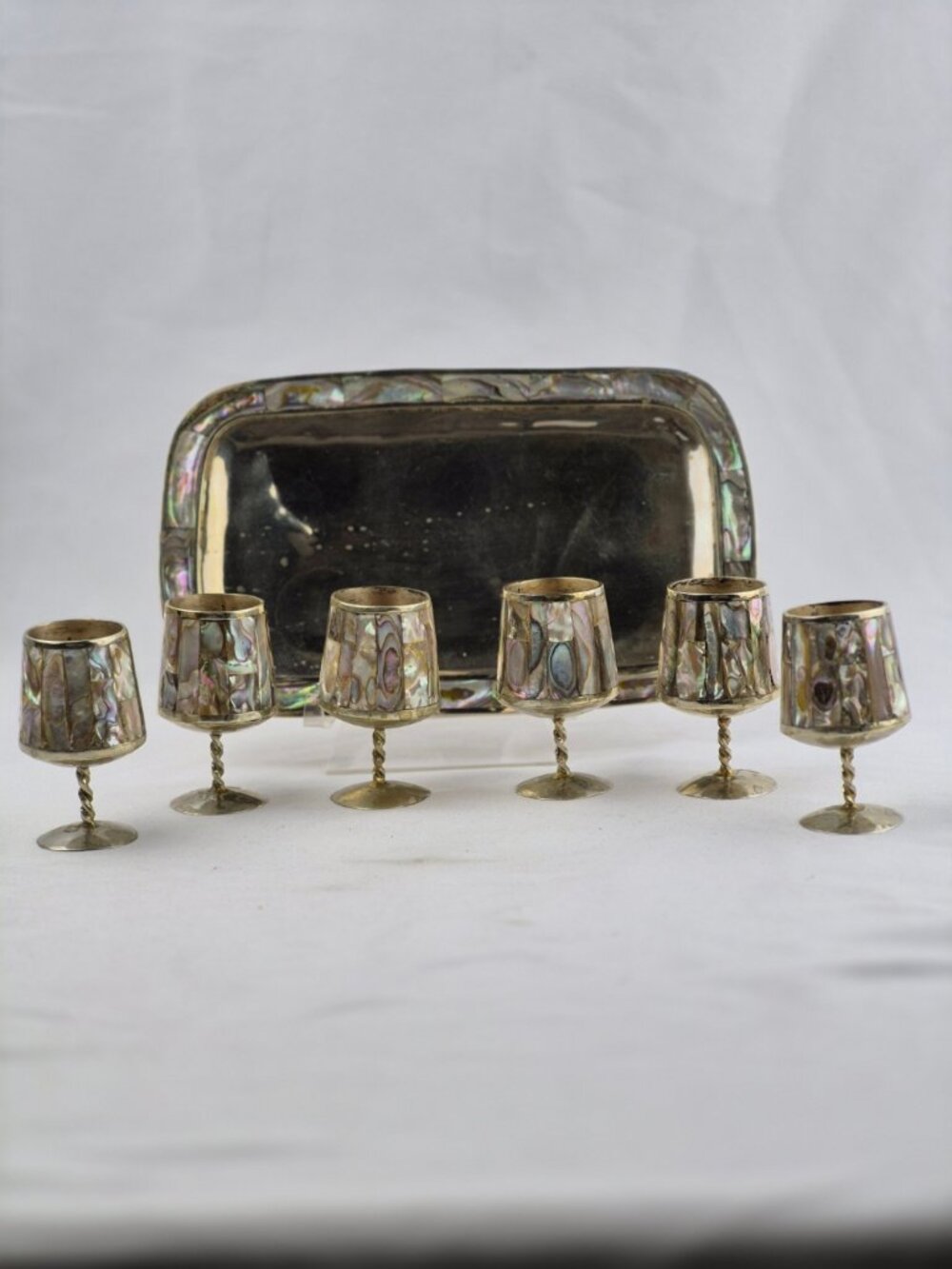 Vintage Taxco Mexican Abalone & Alpaca Silver Cordial Set 6 Shot Glasses & Tray - Picture 2 of 16